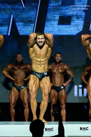 CLASSIC PHYSIQUE +178